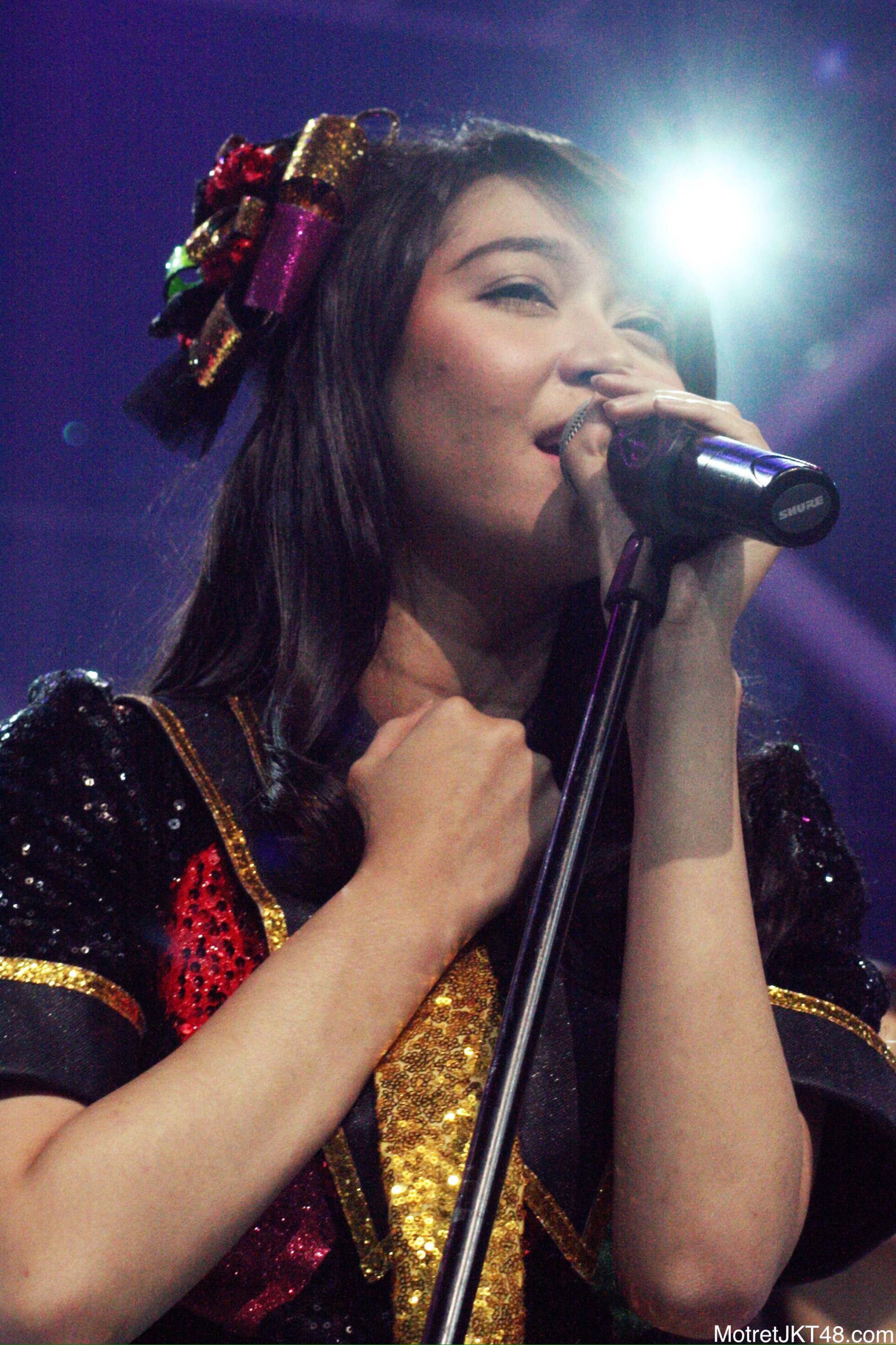 Jessica Vania Widjaja (Jeje) JKT48 Megakonser RCTI Warnai Harimu Jakarta 17-02-2013